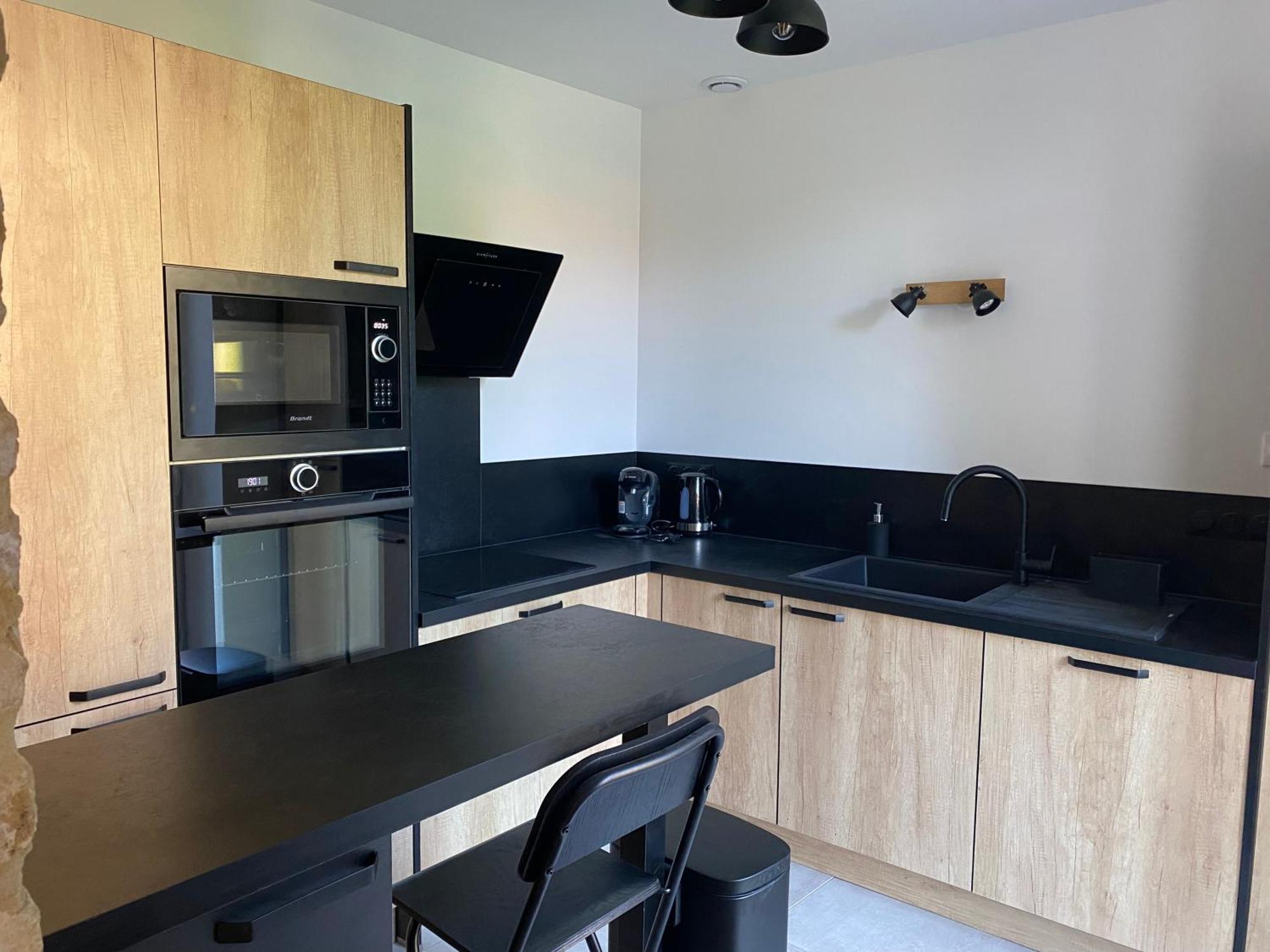 Charmante Maison Du XVIII En Pierre Renovee Colleville-Montgomery Bagian luar foto
